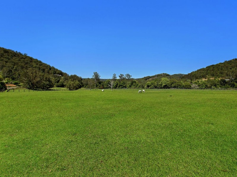 1842 Yarramalong Road, Yarramalong NSW 2259