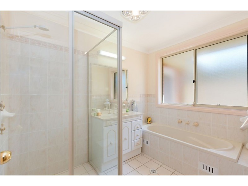 42a Walker Avenue, Kanwal NSW 2259