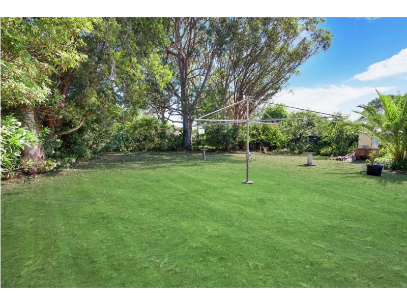 2 Murrawal Road, Wyongah NSW 2259