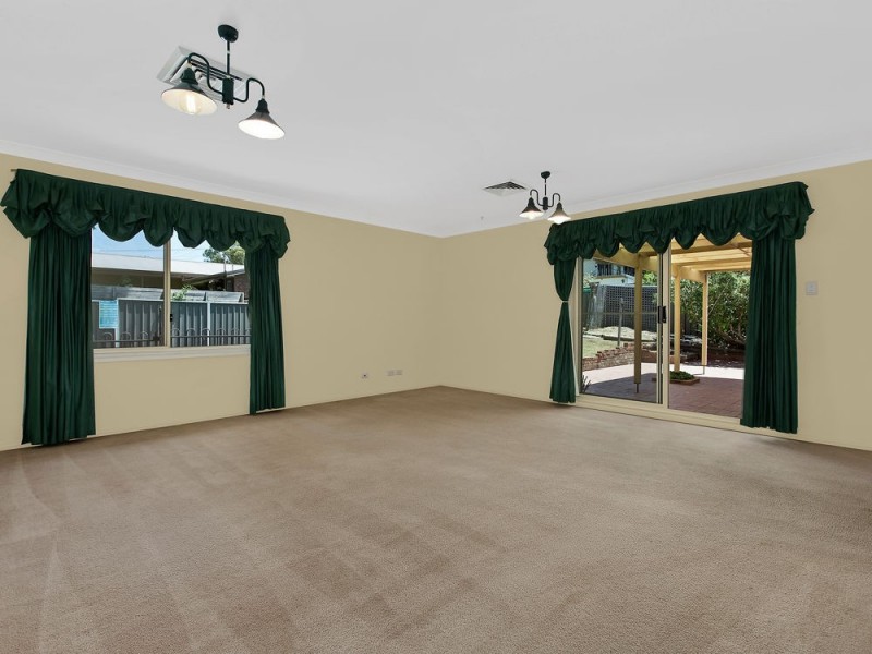 24 Lake Street, Wyee Point NSW 2259