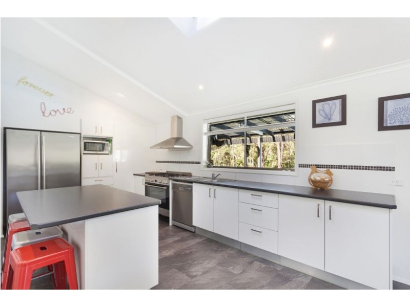 39 Treelands Drive, Jilliby NSW 2259