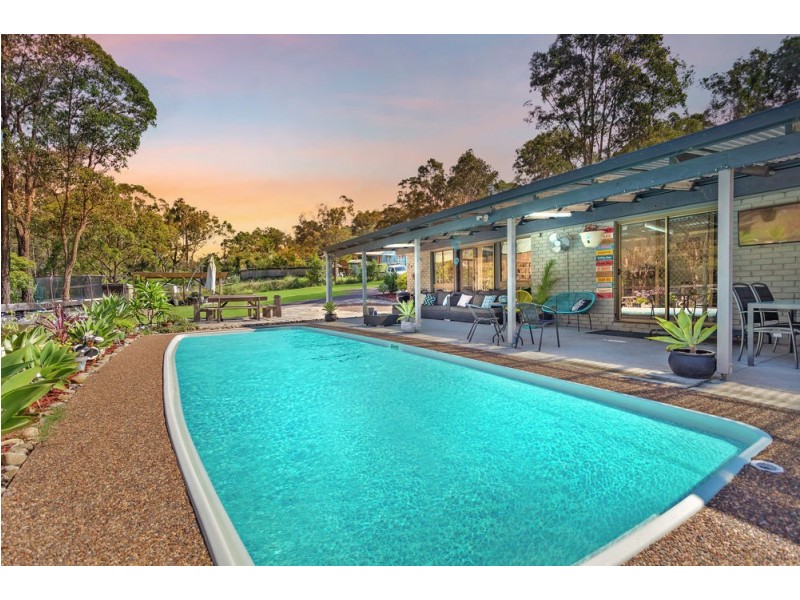 39 Treelands Drive, Jilliby NSW 2259