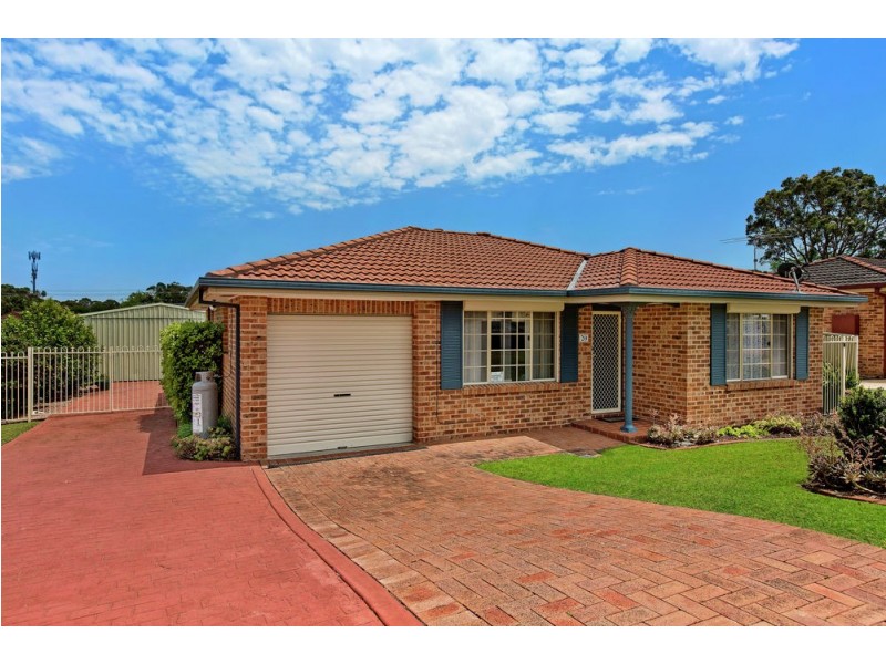 20 Scenic Circle, Budgewoi NSW 2262