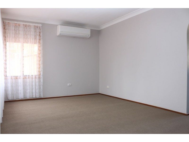 8 Canberry Close, Buff Point NSW 2262