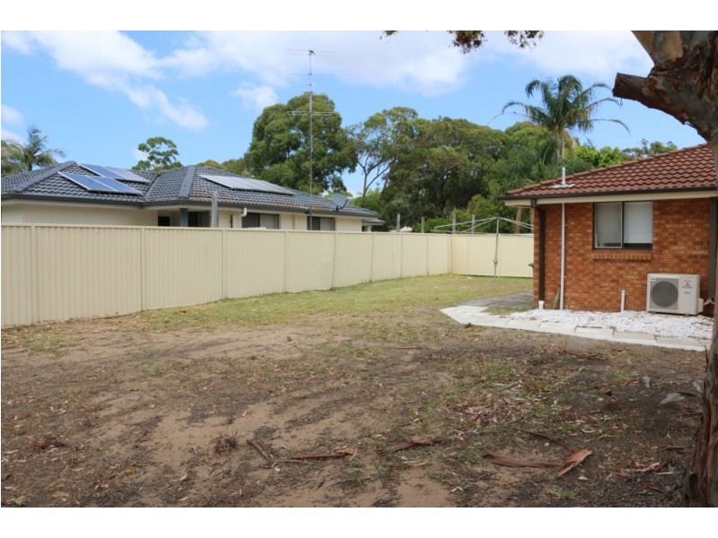 8 Canberry Close, Buff Point NSW 2262