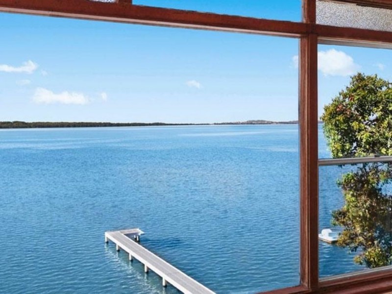 35 Viewpoint Drive, Toukley NSW 2263