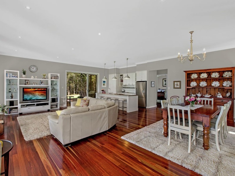 242 Jilliby Road, Jilliby NSW 2259