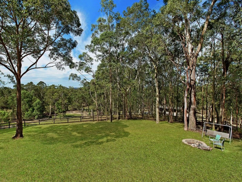 196 Woods Road, Jilliby NSW 2259