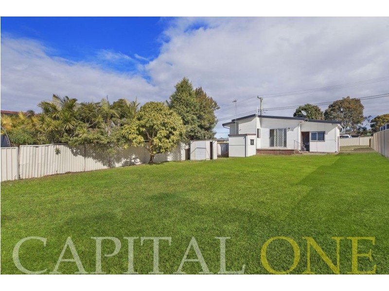 1 Jacqueline Avenue, Gorokan NSW 2263