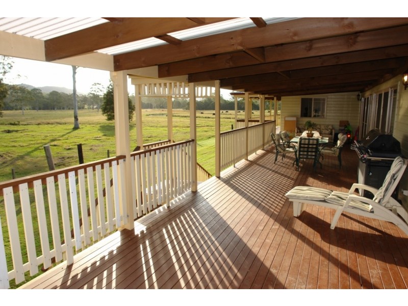 742 Smiths Road, Jilliby NSW 2259