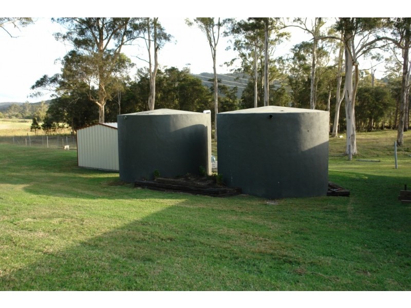 742 Smiths Road, Jilliby NSW 2259