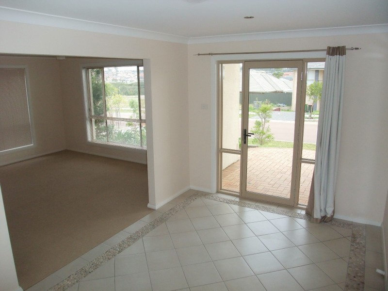 7 Wallum Crescent, Woongarrah NSW 2259