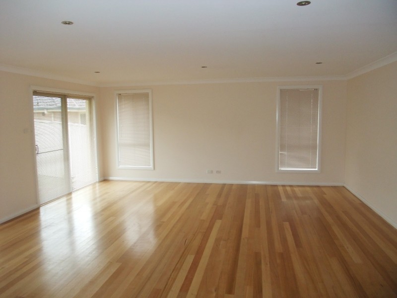 7 Wallum Crescent, Woongarrah NSW 2259