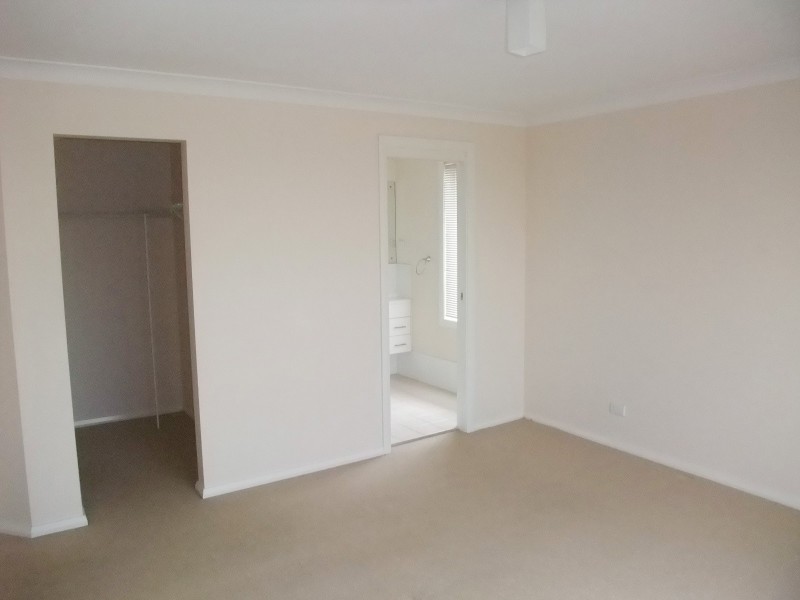 7 Wallum Crescent, Woongarrah NSW 2259