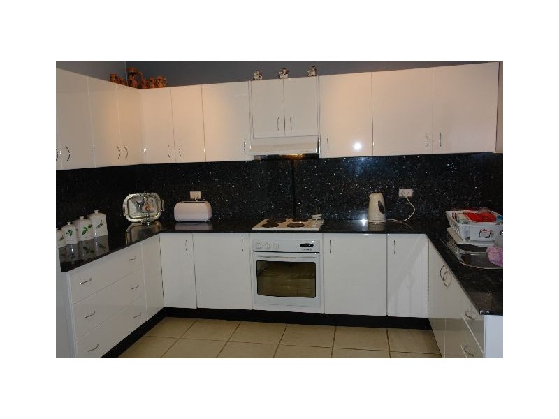 1 Tambelin Street, Tuggerah NSW 2259