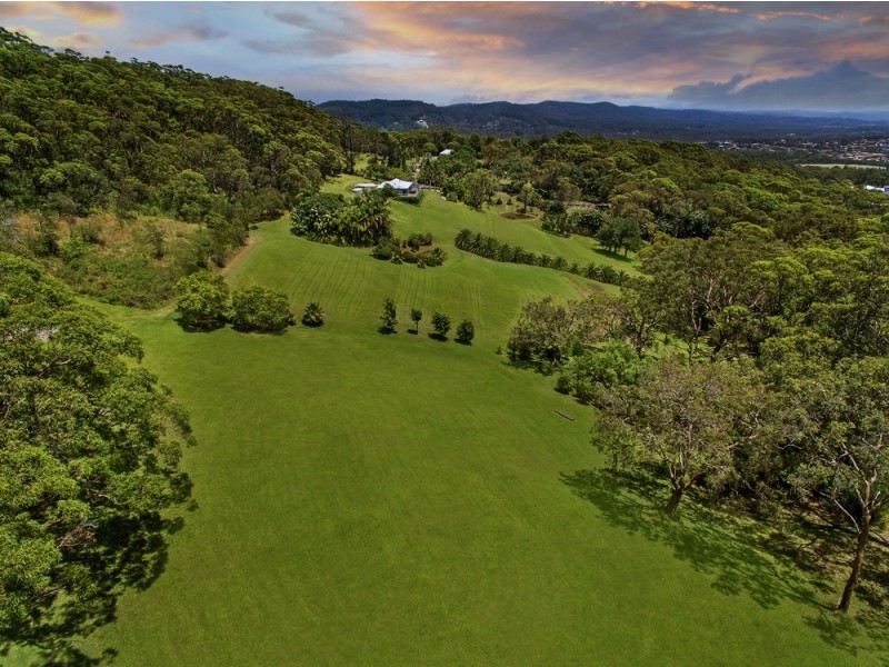 32 Whalans Road, Forresters Beach NSW 2260