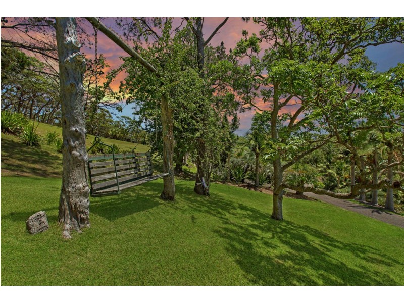 32 Whalans Road, Forresters Beach NSW 2260