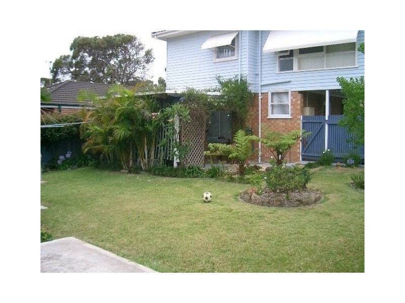 118 Dudley Street, Gorokan NSW 2263