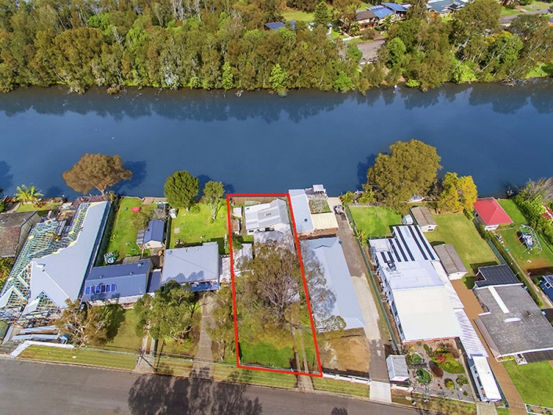 208 Geoffrey Rd, Chittaway Point NSW 2261