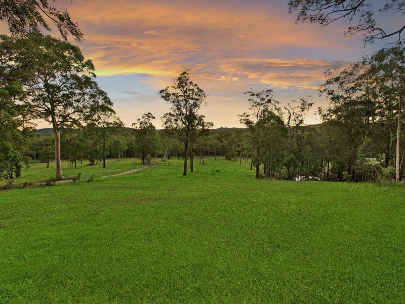 124 Bloomfield Road, Jilliby NSW 2259