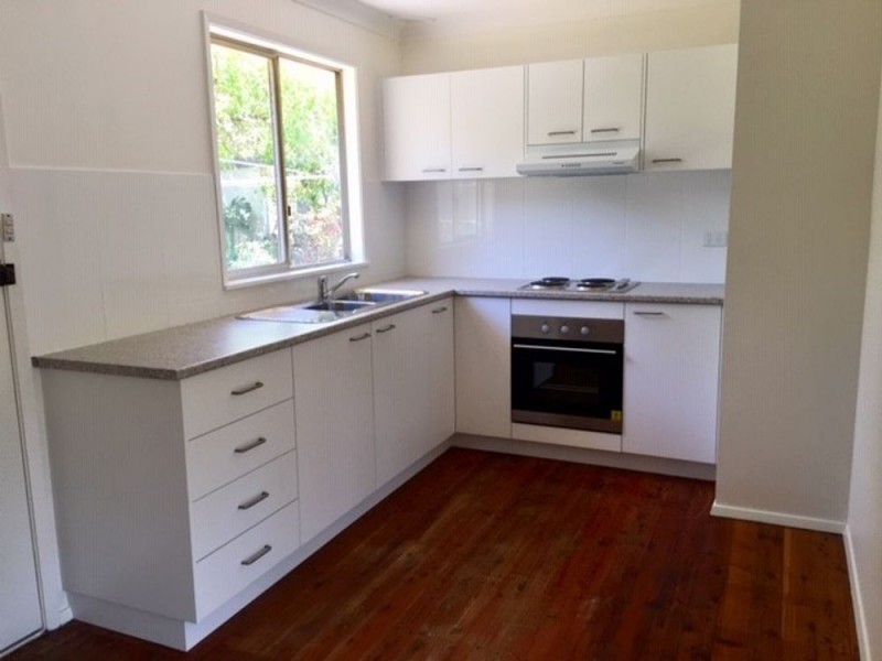 11 Howelston Road, Gorokan NSW 2263