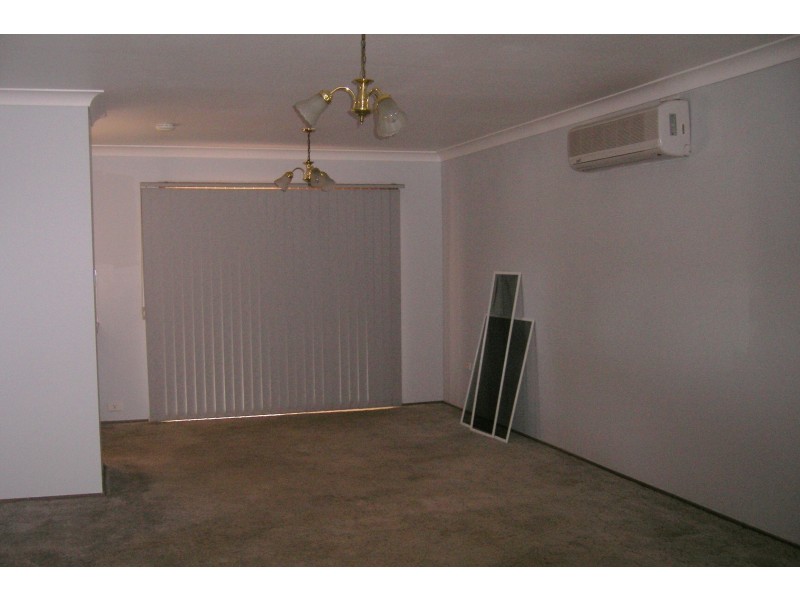 8 Crowe Street, Lake Haven NSW 2263