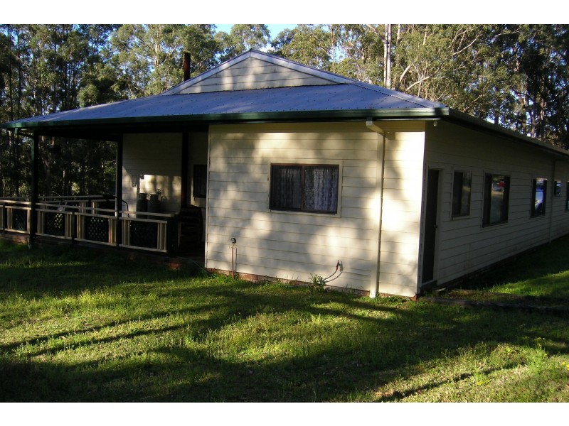 10 Whitemans Lane, Dooralong NSW 2259