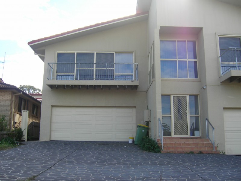 2/131 Wallarah Road, Gorokan NSW 2263