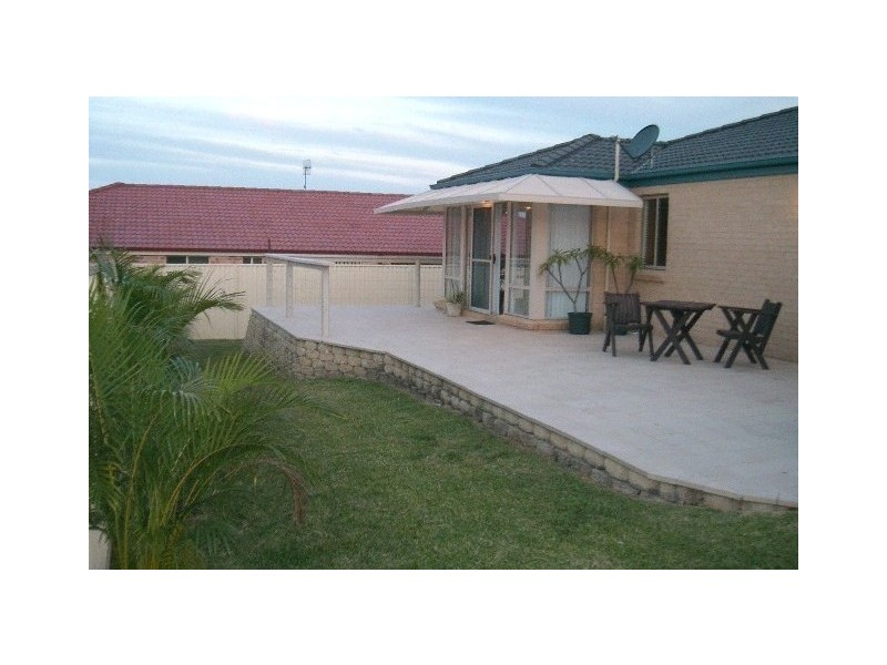 2 Hillcroft Street, Woongarrah NSW 2259