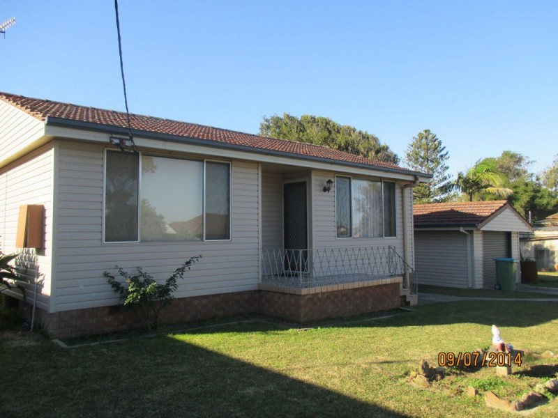 9 Mary Street, Gorokan NSW 2263