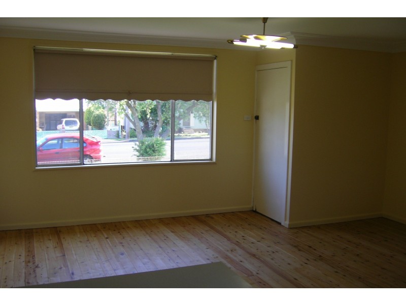 9 Mary Street, Gorokan NSW 2263