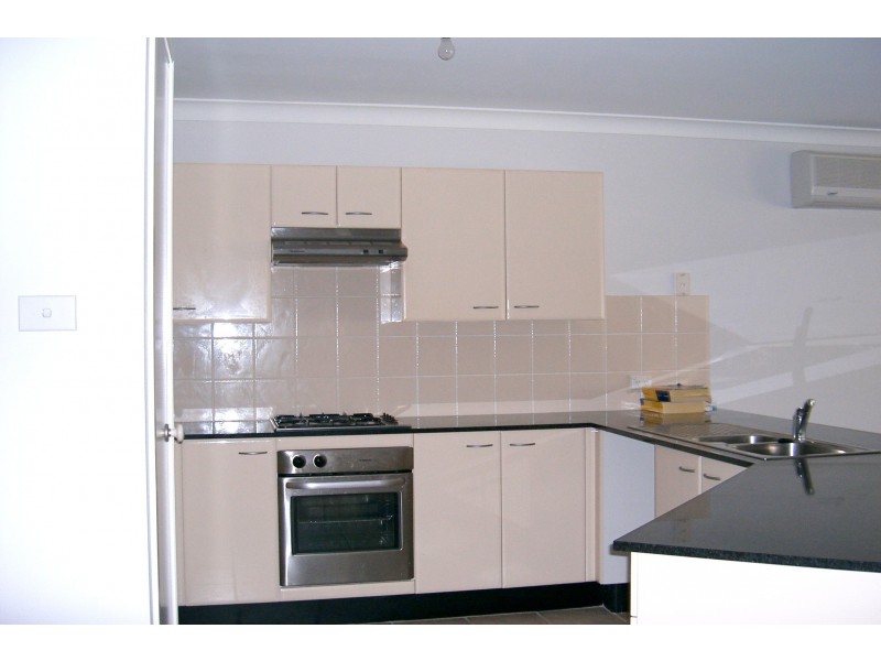 11 WATERHEN Close, Blue Haven NSW 2262