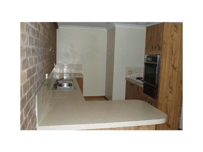 2/40 Boyce Avenue, Wyong NSW 2259