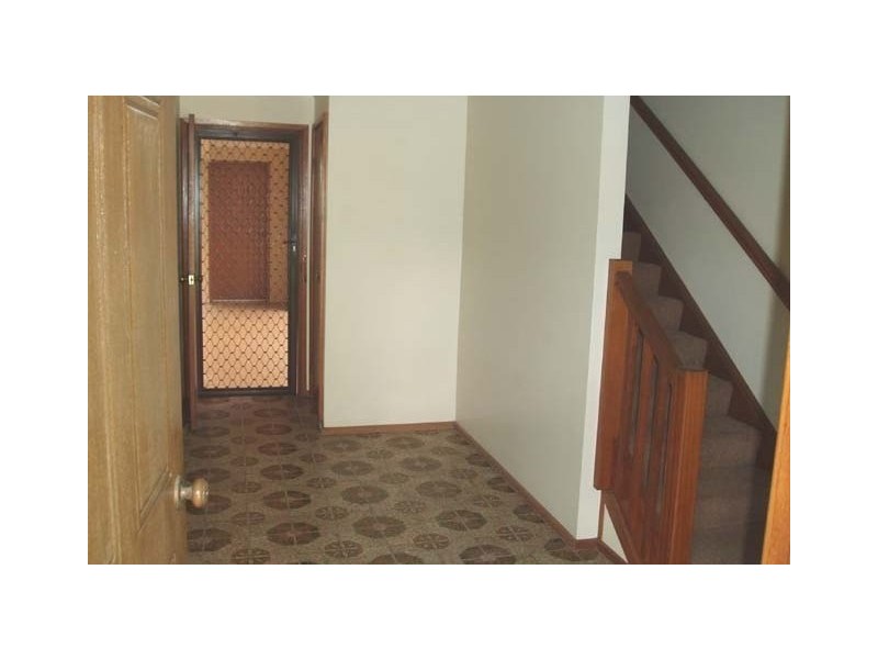 2/40 Boyce Avenue, Wyong NSW 2259