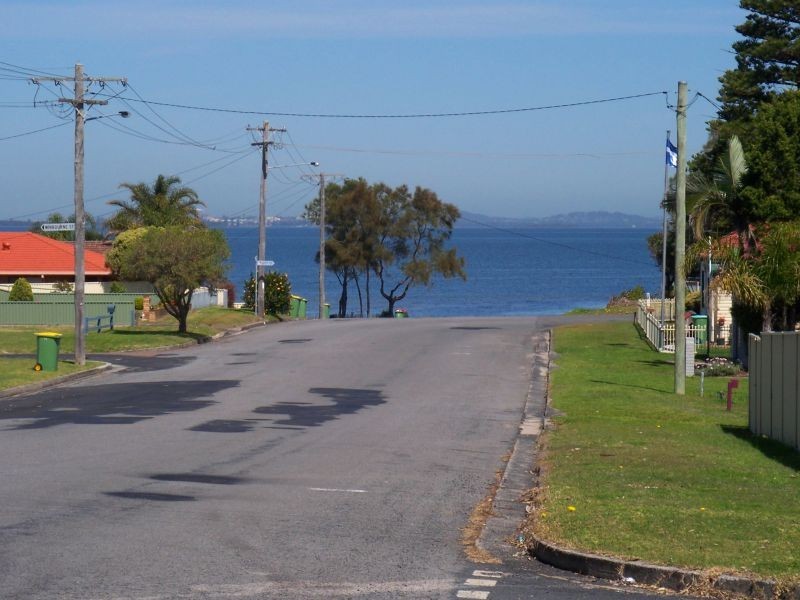 33 Mary Street, Gorokan NSW 2263