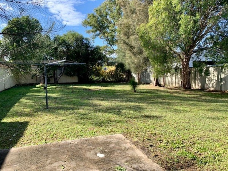 2/11 Wall Road, Gorokan NSW 2263