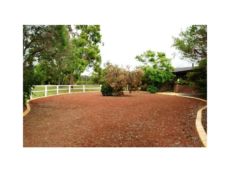 1 VIRGINIA RD, Warnervale NSW 2259