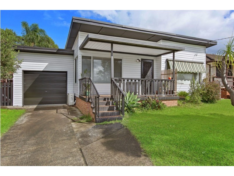 8 Arlington Street, Gorokan NSW 2263