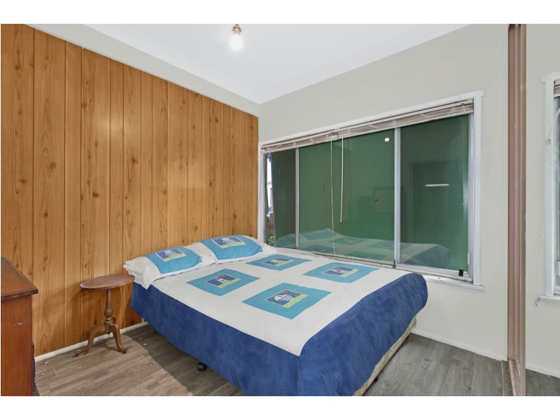 8 Arlington Street, Gorokan NSW 2263