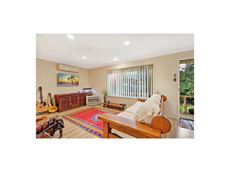 68 Northcott Avenue, Watanobbi NSW 2259