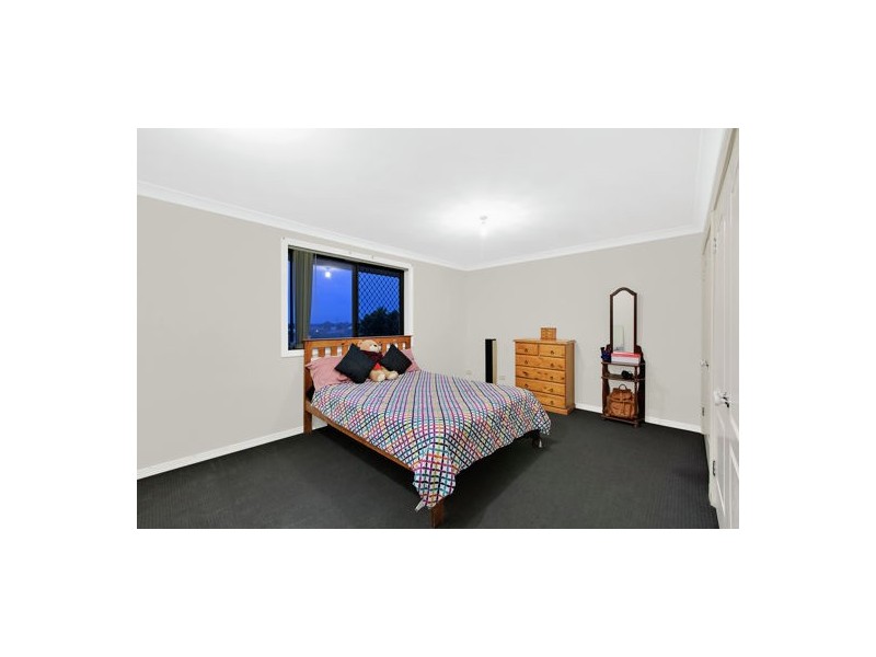 40 Foxtail Crescent, Woongarrah NSW 2259