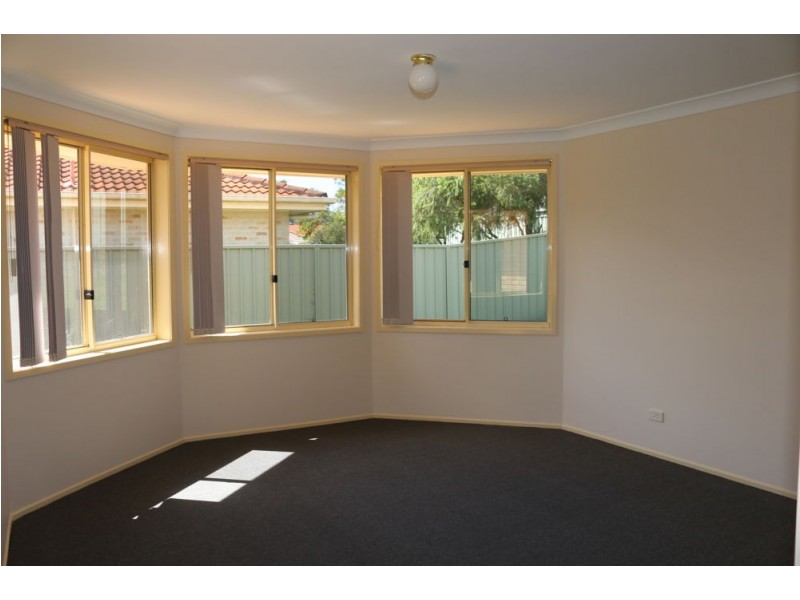 19 Sterling Way, Hamlyn Terrace NSW 2259