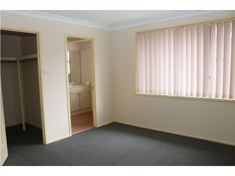 19 Sterling Way, Hamlyn Terrace NSW 2259