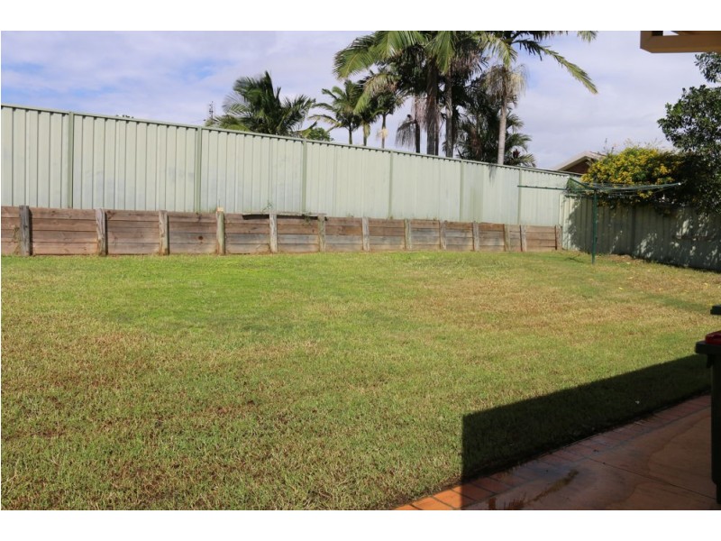 19 Sterling Way, Hamlyn Terrace NSW 2259