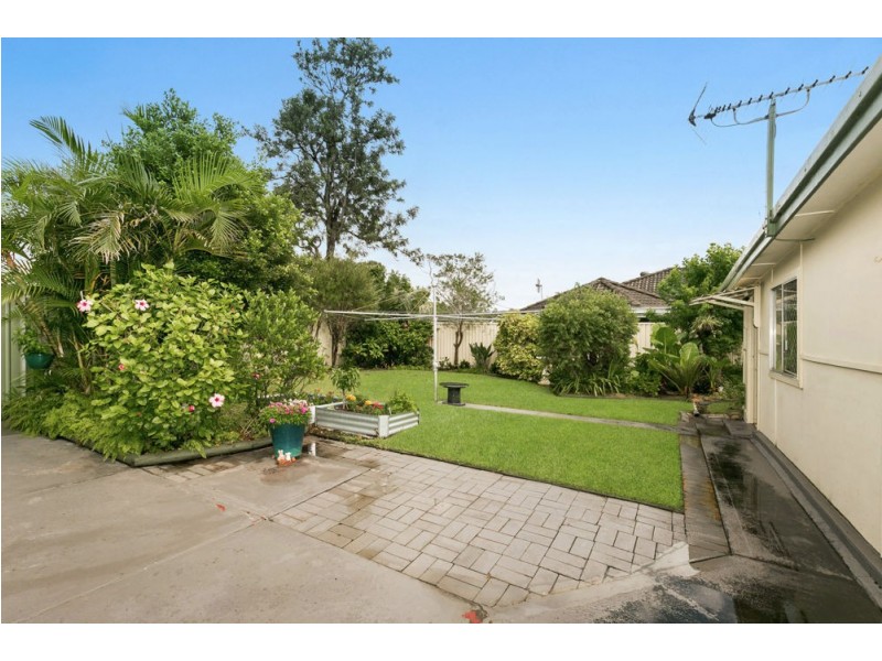 40 Dudley Street, Gorokan NSW 2263