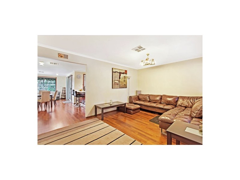 11 Guardian Road,, Watanobbi NSW 2259