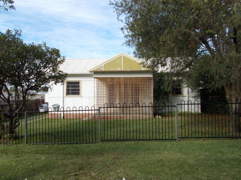 13 Resthaven Avenue, Charmhaven NSW 2263