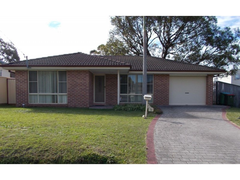 12a Malvina Parade, Gorokan NSW 2263