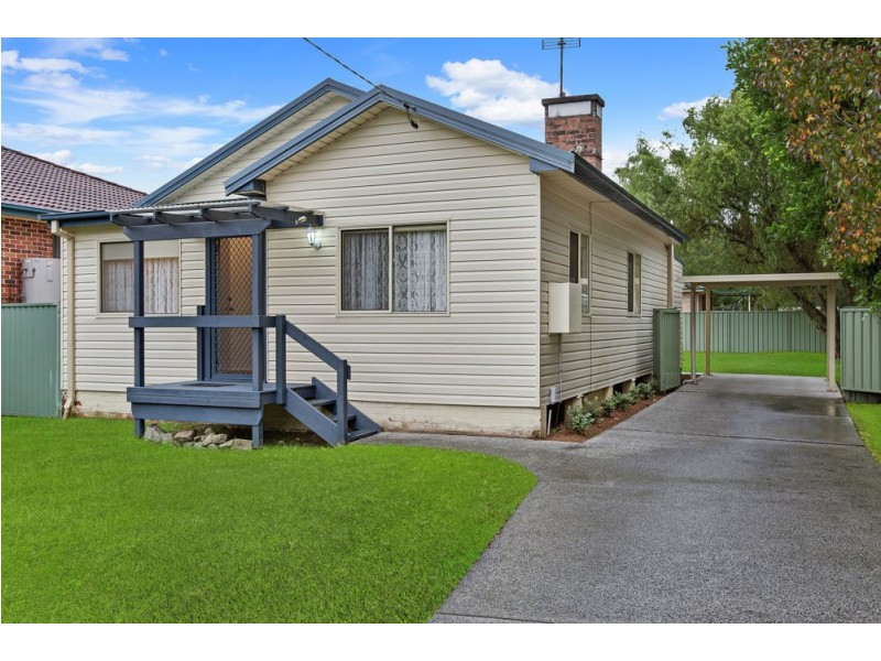 42 Panonia Road, Wyong NSW 2259