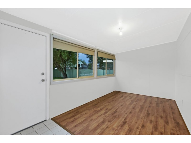 42 Panonia Road, Wyong NSW 2259